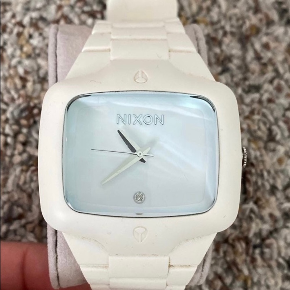 Nixon watch
